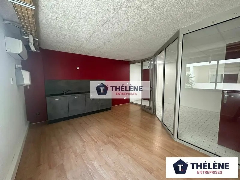 Office in Castelnau-le-Lez for lease Interior Photo- Image 1 of 7