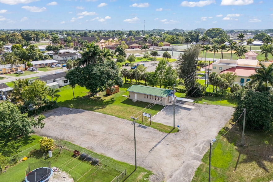 224 NW Avenue G, Belle Glade, FL à vendre - Photo du bâtiment - Image 2 de 13