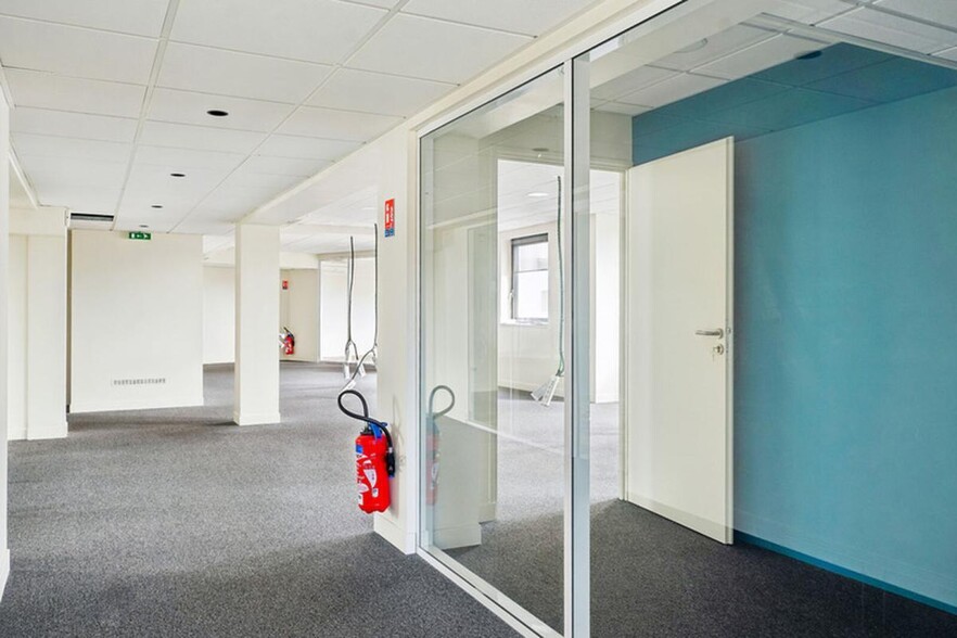 51 Avenue Jean Jaurès, Lyon for lease - Interior Photo - Image 3 of 12