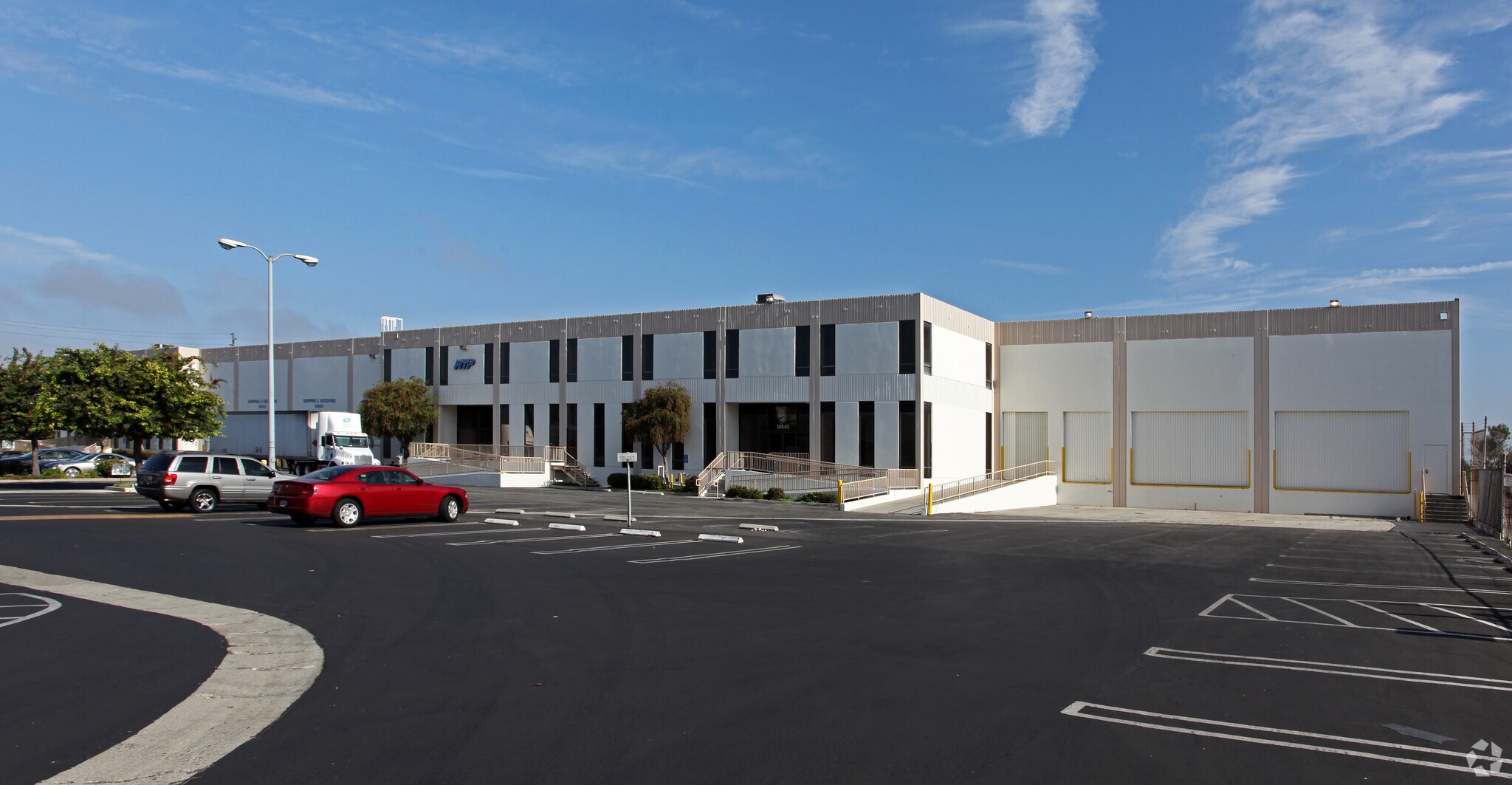 18600-18640 Crenshaw Blvd, Torrance, CA à louer Photo du bâtiment- Image 1 de 3