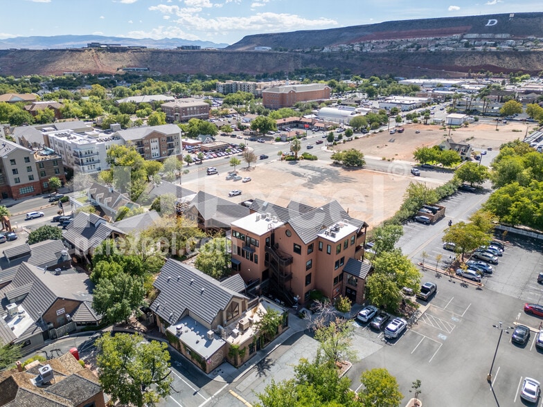 2 W Saint George Blvd, St George, UT for lease - Building Photo - Image 2 of 8