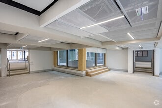 88-90 Rue Cardinet, Paris for lease Interior Photo- Image 2 of 6