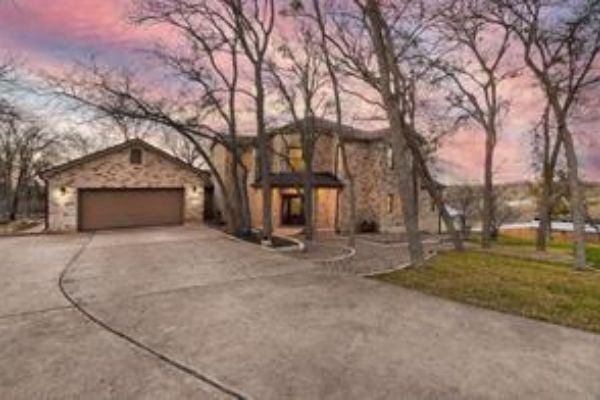 330 County Road 166, Georgetown, TX à vendre - Photo principale - Image 1 de 1