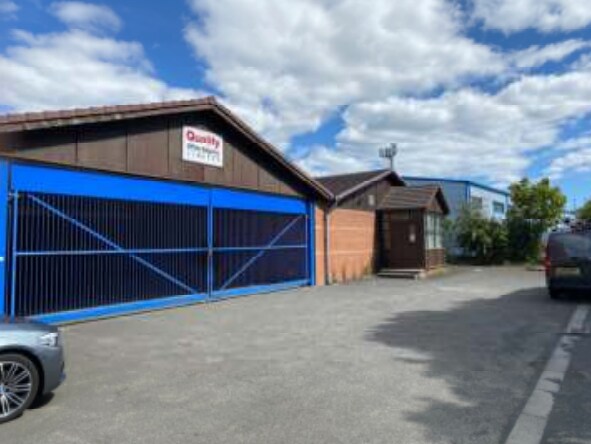 Mylord Cres, Newcastle Upon Tyne for sale - Primary Photo - Image 1 of 1