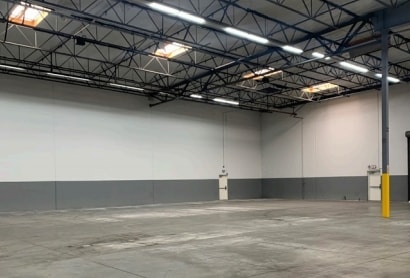 40 Tesla, Irvine, CA for sale - Interior Photo - Image 2 of 18