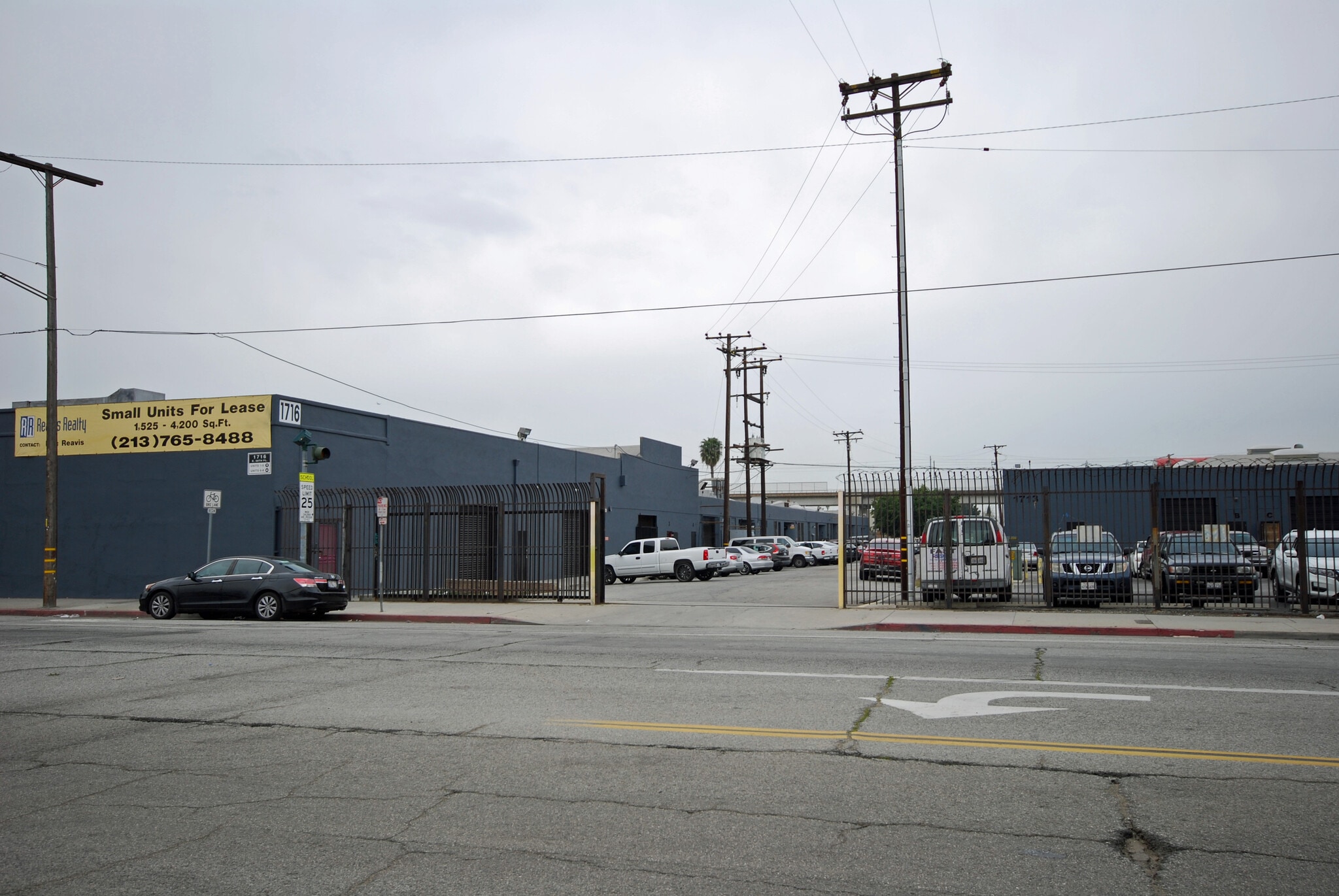 1711-1723 E 58th Pl, Los Angeles, CA for lease Primary Photo- Image 1 of 11