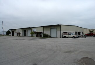 Plus de détails pour 2669-2681 Mercy Dr, Orlando, FL - Industriel à louer