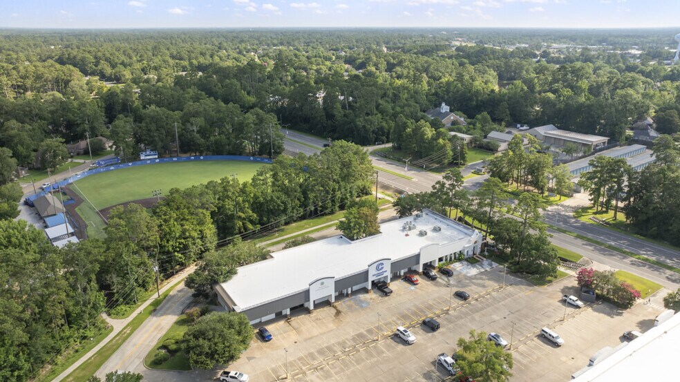 1200 W Causeway Approach, Mandeville, LA à louer - Aérien - Image 3 de 9