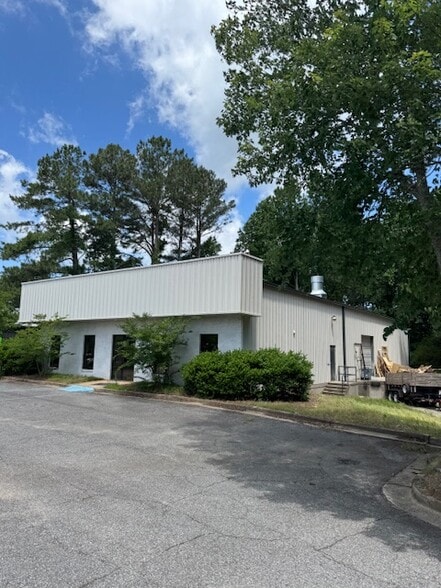 4073 Nine McFarland Dr, Alpharetta, GA for lease - Primary Photo - Image 1 of 12