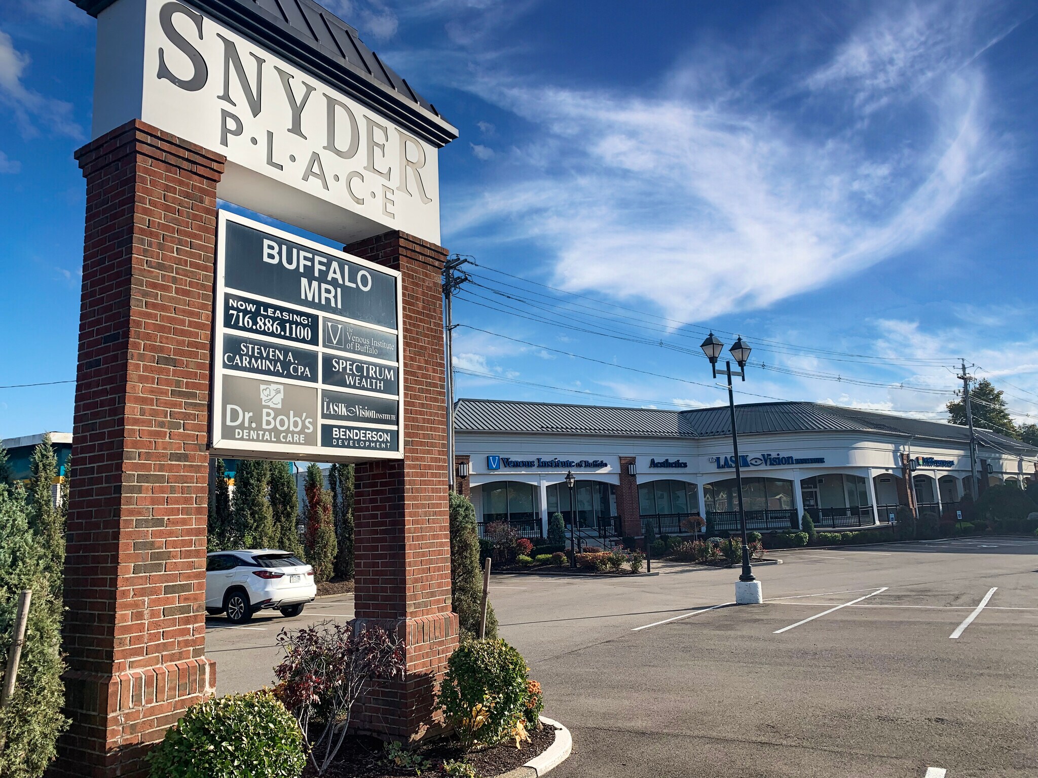 4925 Main St, Buffalo, NY à louer Photo du bâtiment- Image 1 de 6