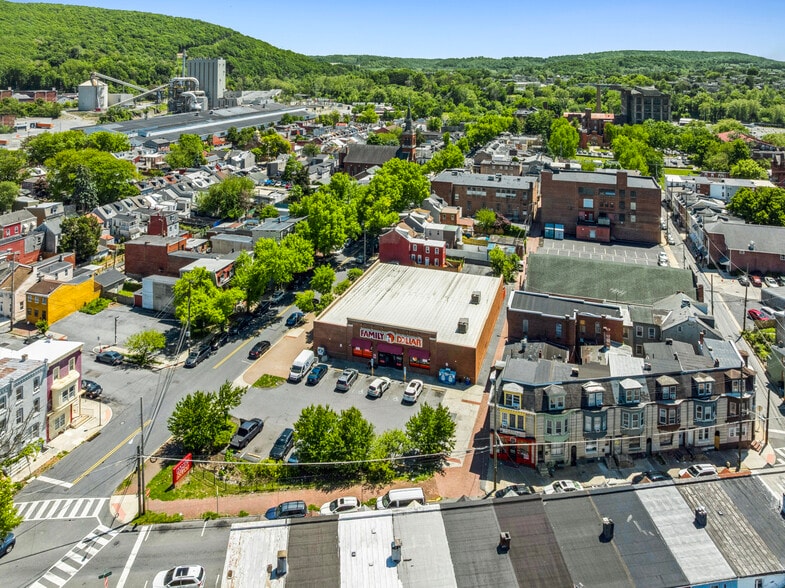 400 S 6th St, Reading, PA à vendre - Photo du bâtiment - Image 3 de 4