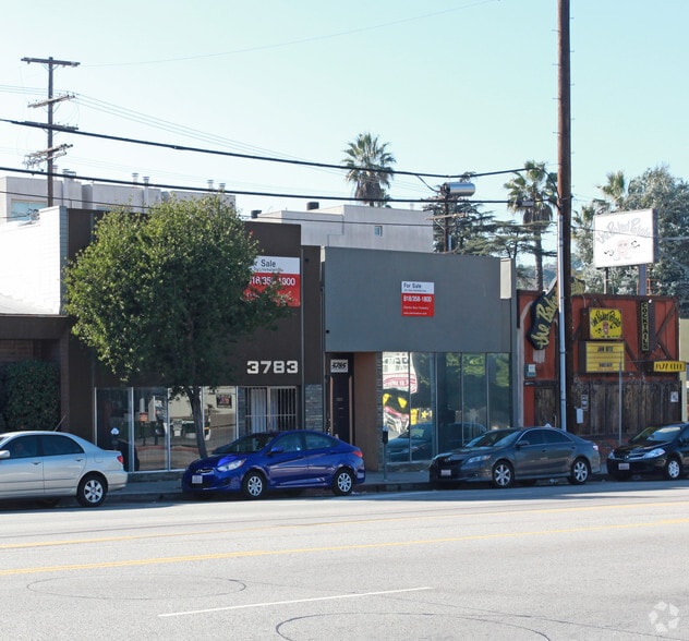 3785 Cahuenga Blvd, Studio City, CA à vendre - Photo du bâtiment - Image 2 de 4