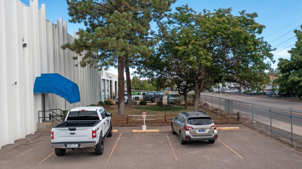 2153 S Wabash St, Denver, CO à louer - Photo du bâtiment - Image 3 de 12