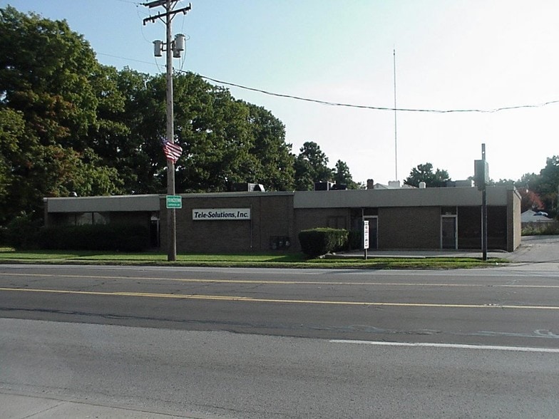 4485-4489 Market St, Youngstown, OH for lease - Building Photo - Image 1 of 1