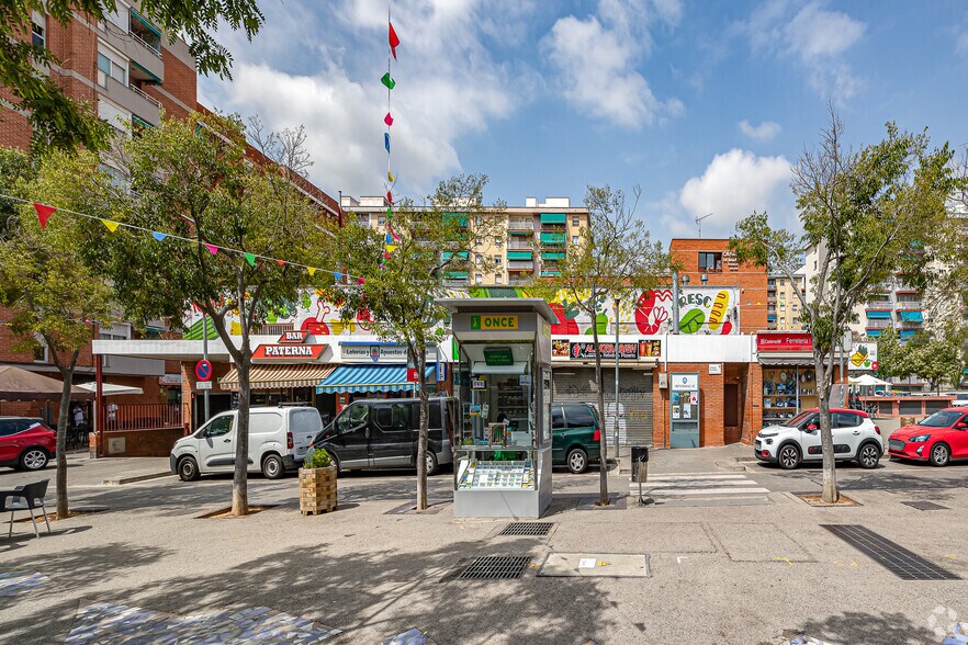 Carrer de Pau Casals, 5, Sant Boi de Llobregat, Barcelona à vendre - Photo du bâtiment - Image 2 de 3