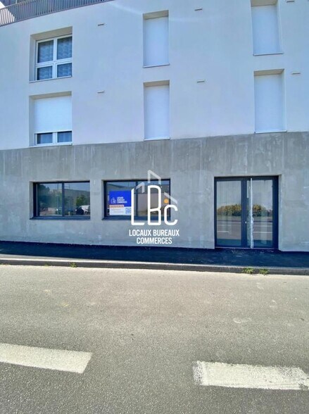 56 Rue De La Butte De Praud, Rezé à louer - Photo du bâtiment - Image 3 de 18