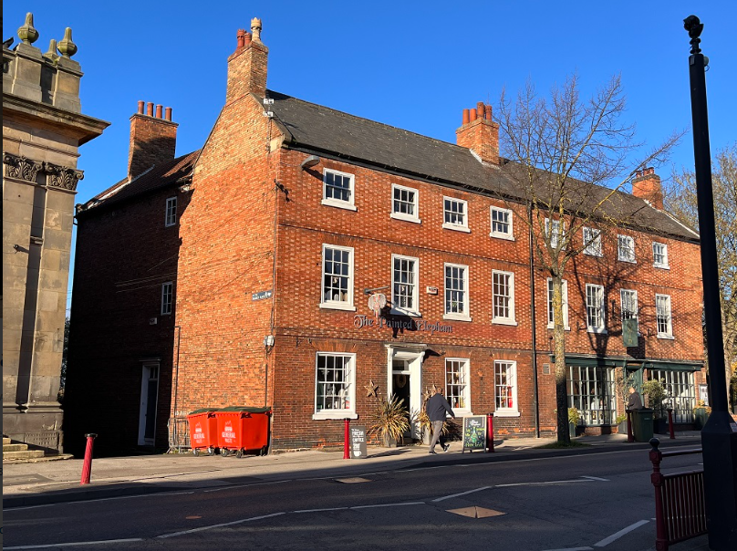 16 Castle Gate, Newark for sale Building Photo- Image 1 of 12