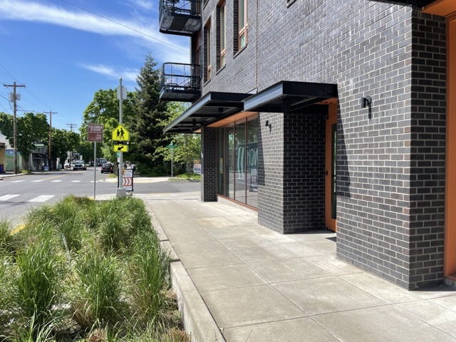 7428 N Charleston Ave, Portland, OR for lease - Building Photo - Image 3 of 23