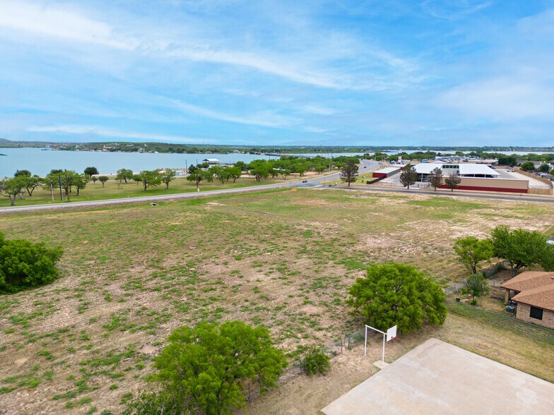 7590 Knickerbocker rd, San Angelo, TX à vendre - Photo du bâtiment - Image 3 de 16