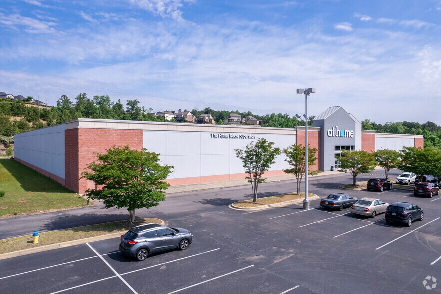 5501 Grove Blvd, Hoover, AL à vendre - Photo du bâtiment - Image 2 de 6