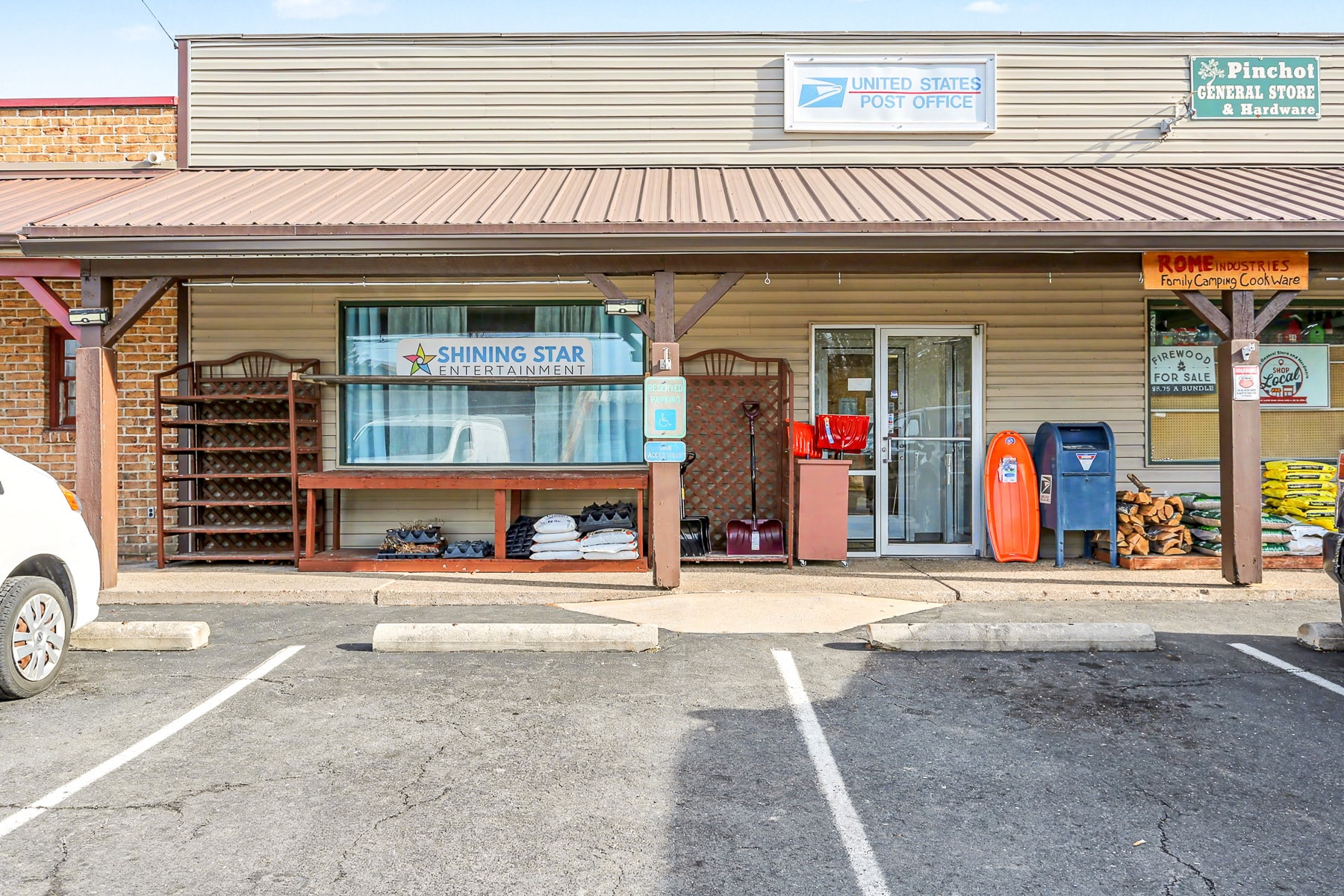 7489 Carlisle Rd, Rossville, PA for sale Primary Photo- Image 1 of 3