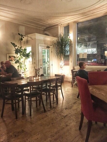 415 Main St, Rockland, ME for lease - Interior Photo - Image 3 of 7