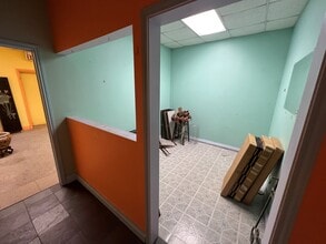 2232 E Loop 820, Fort Worth, TX for lease Interior Photo- Image 2 of 4