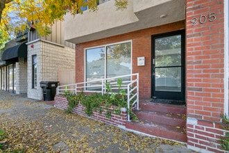 905 S Glendale Ave, Glendale, CA à louer Photo intérieure- Image 2 de 12