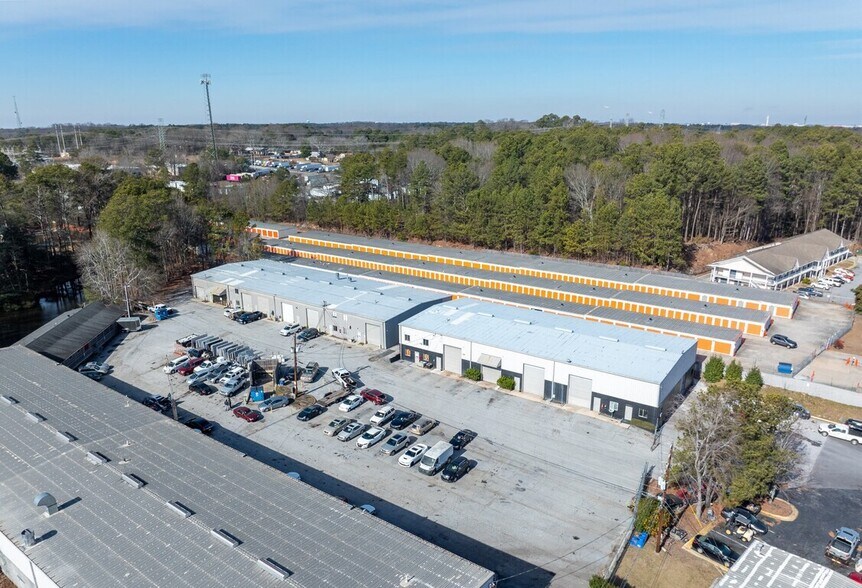 6275 Highway 85, Riverdale, GA à louer - Photo du bâtiment - Image 2 de 13