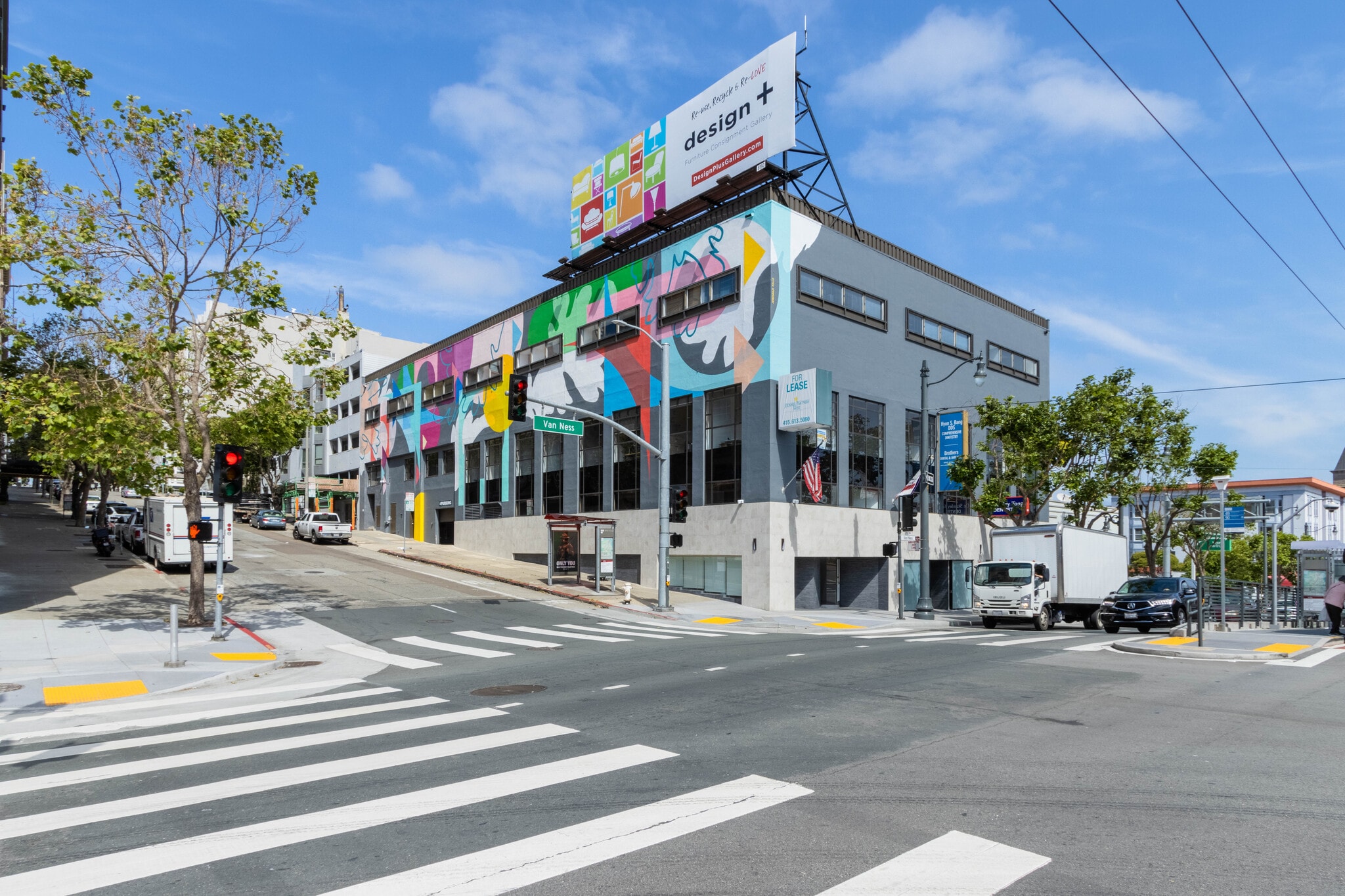 2001 Van Ness Ave, San Francisco, CA for lease Building Photo- Image 1 of 8