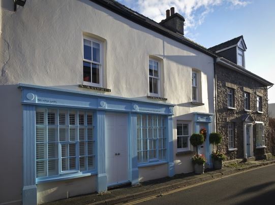 High Street, Crickhowell for sale - Primary Photo - Image 1 of 1