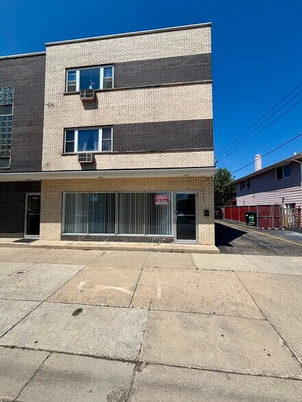 2052 Western Ave, Waukegan, IL à louer - Photo du bâtiment - Image 2 de 22