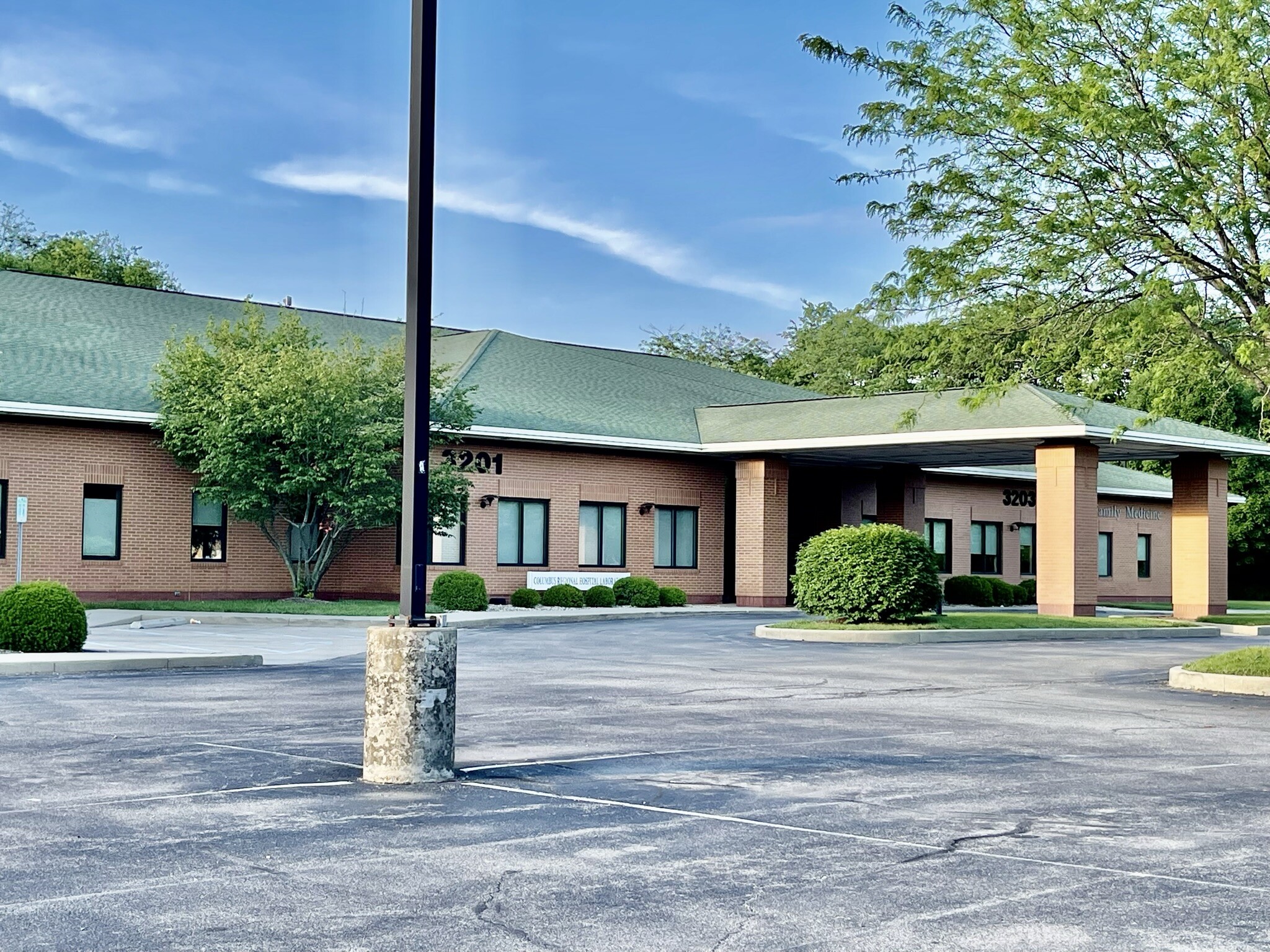 3203 Middle Rd, Columbus, IN for sale Building Photo- Image 1 of 32