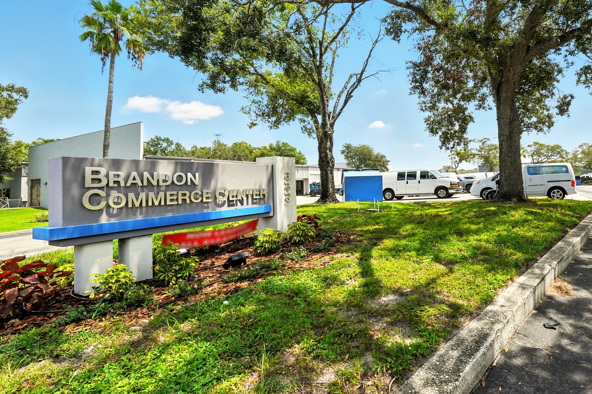 333 N Falkenburg Rd, Tampa, FL for lease Building Photo- Image 1 of 2