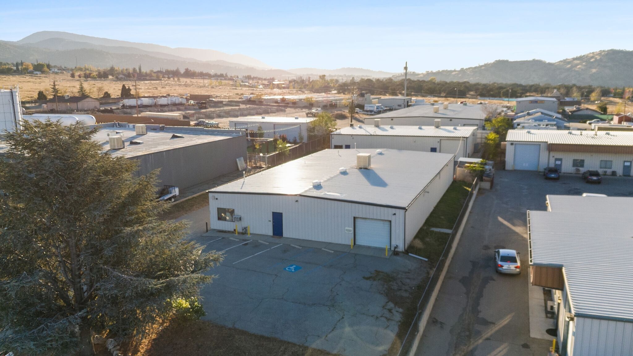 20601 Santa Lucia, Tehachapi, CA à vendre Photo principale- Image 1 de 23