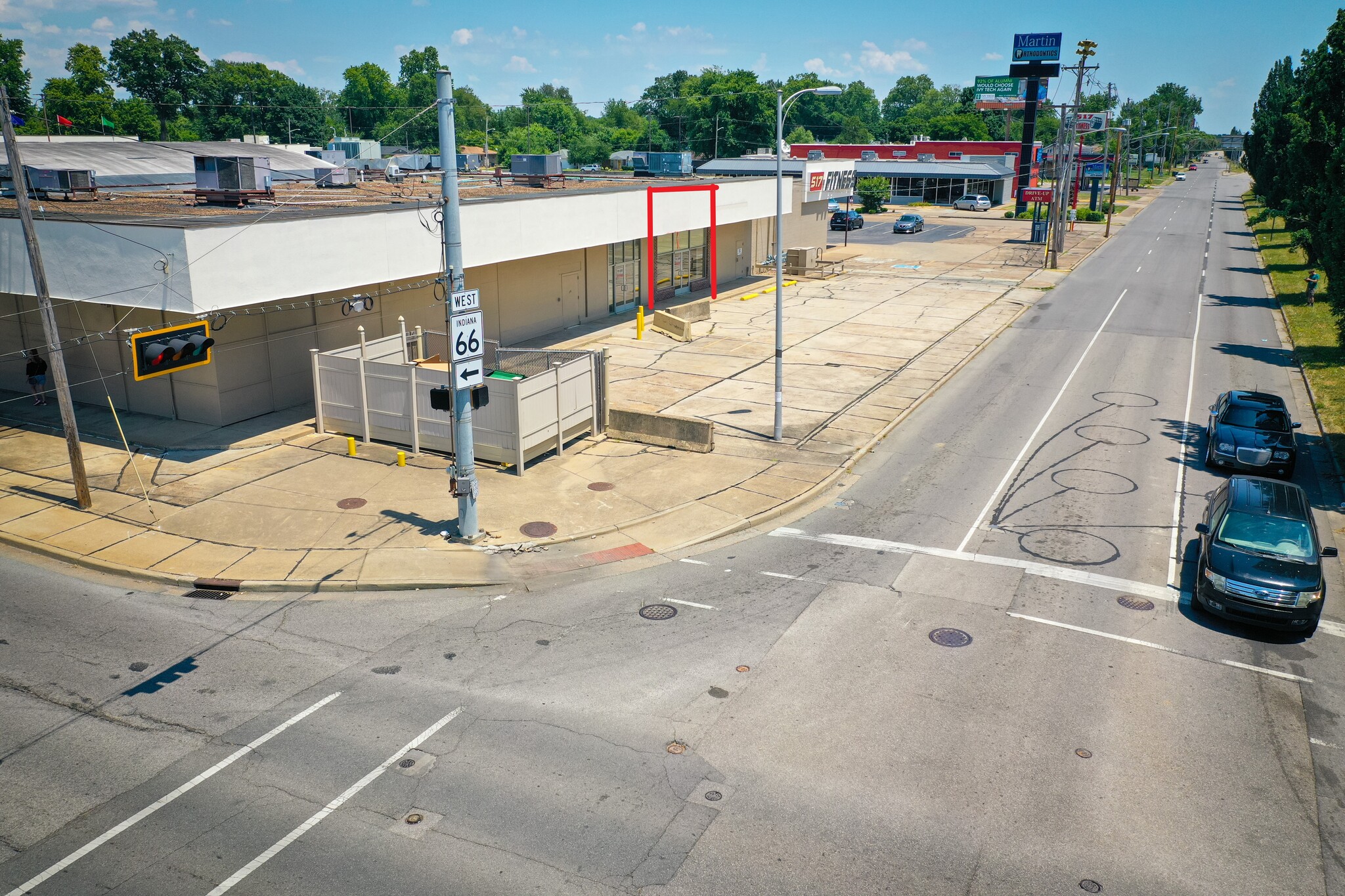 1 N Weinbach Ave, Evansville, IN for lease Building Photo- Image 1 of 4