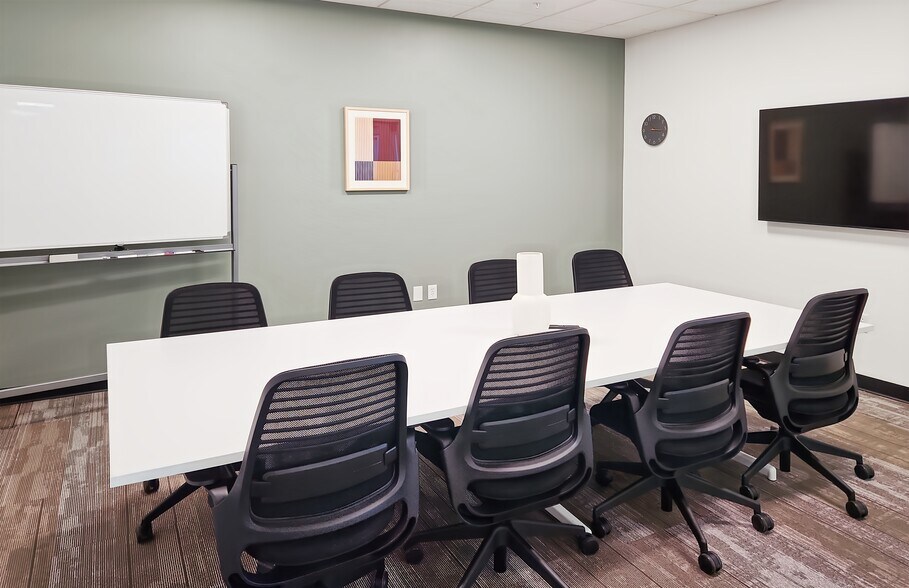 540 N Broadway, Green Bay, WI à louer - Photo intérieure - Image 2 de 56