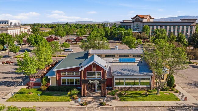 More details for 1749 S Cole Rd, Boise, ID - Retail for Sale
