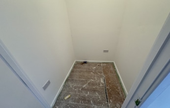 London Rd, Surrey for lease Interior Photo- Image 2 of 5