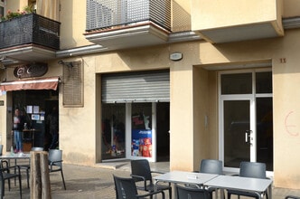 Commerce de détail dans Vilanova i la Geltrú, Barcelona à louer Plan d’étage- Image 1 de 3