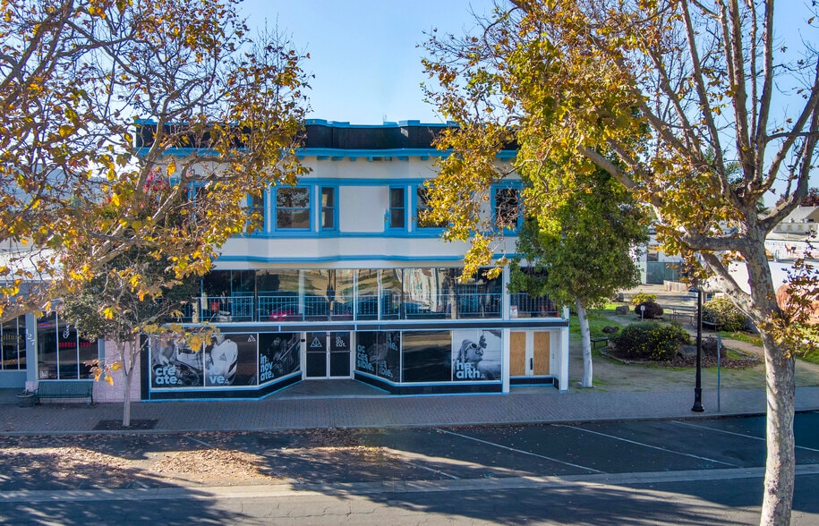 125 S H St, Lompoc, CA à louer - Photo principale - Image 1 de 7