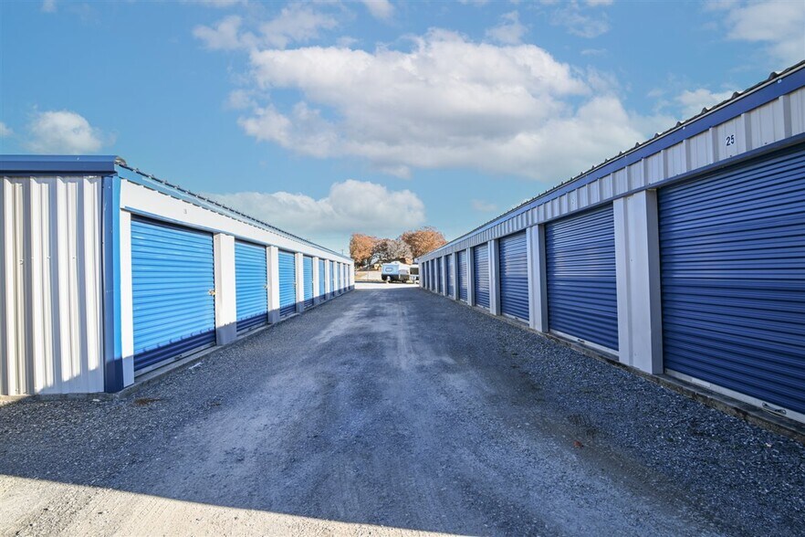 1605 Waterlick Rd, Lynchburg, VA à vendre - Photo du bâtiment - Image 3 de 31