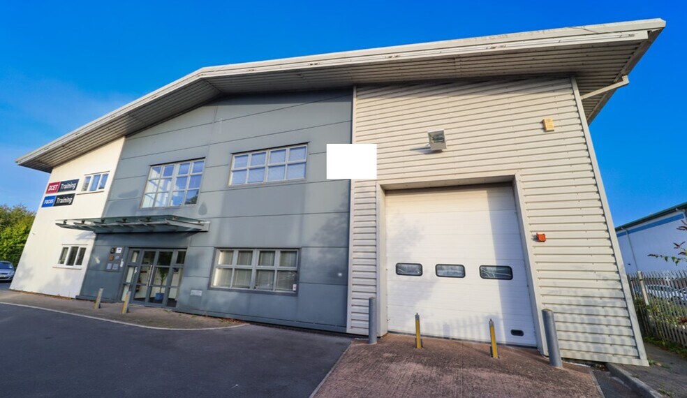 Yeoford Way, Exeter à vendre - Photo du bâtiment - Image 2 de 11