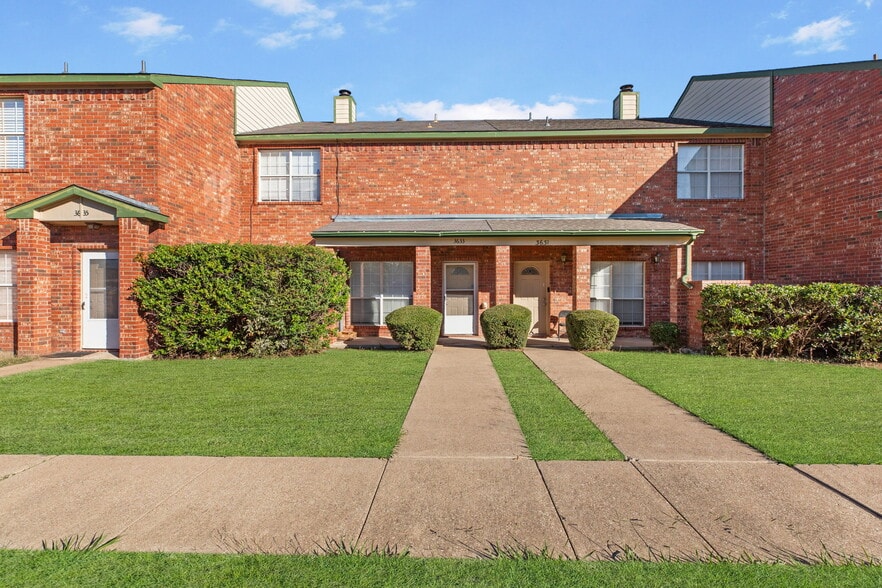 3633 Clubview Dr, Garland, TX for sale - Building Photo - Image 2 of 3