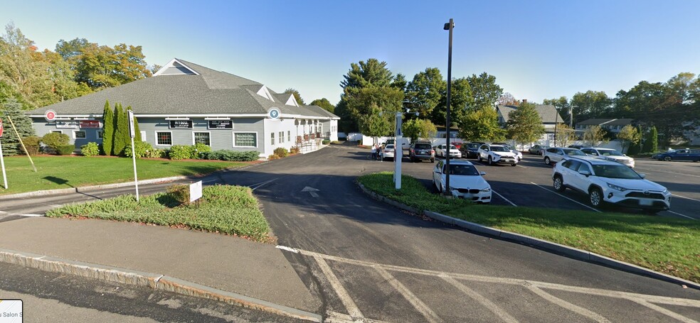 583 Daniel Webster Hwy, Merrimack, NH for lease - Building Photo - Image 2 of 4