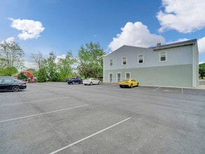 1110 Hamilton Blvd, South Plainfield, NJ à louer Photo intérieure- Image 2 de 11