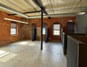 24 N High St, Akron, OH for lease Interior Photo- Image 1 of 6