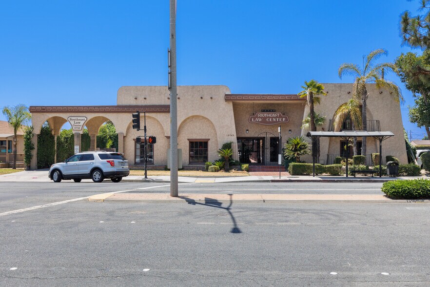 12749 Norwalk Blvd, Norwalk, CA for lease - Building Photo - Image 2 of 137