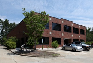 Plus de détails pour 111 First Flight Ln, Morrisville, NC - Industriel à louer