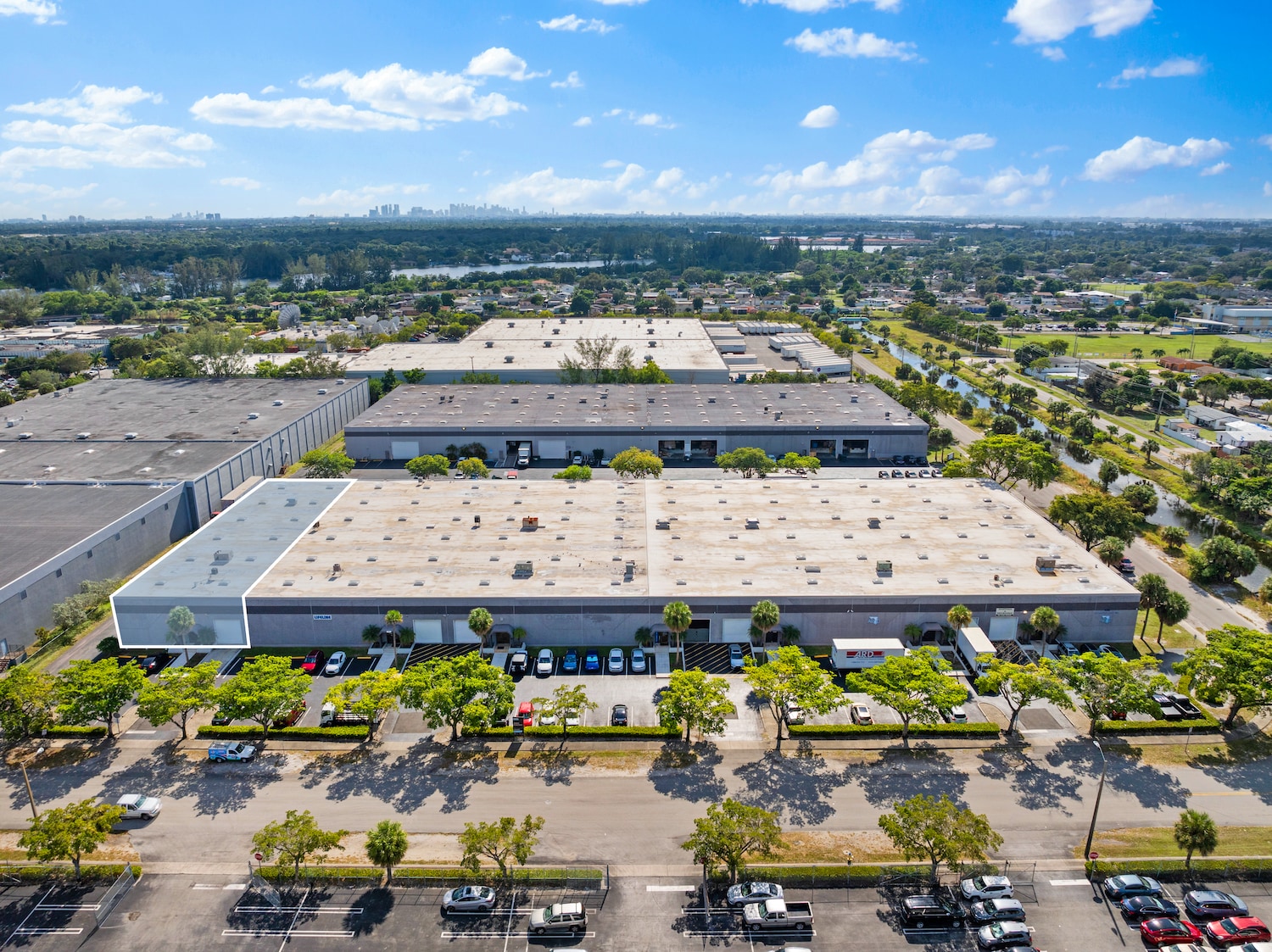 1600 NW 159th St, Miami, FL for lease Aerial- Image 1 of 2